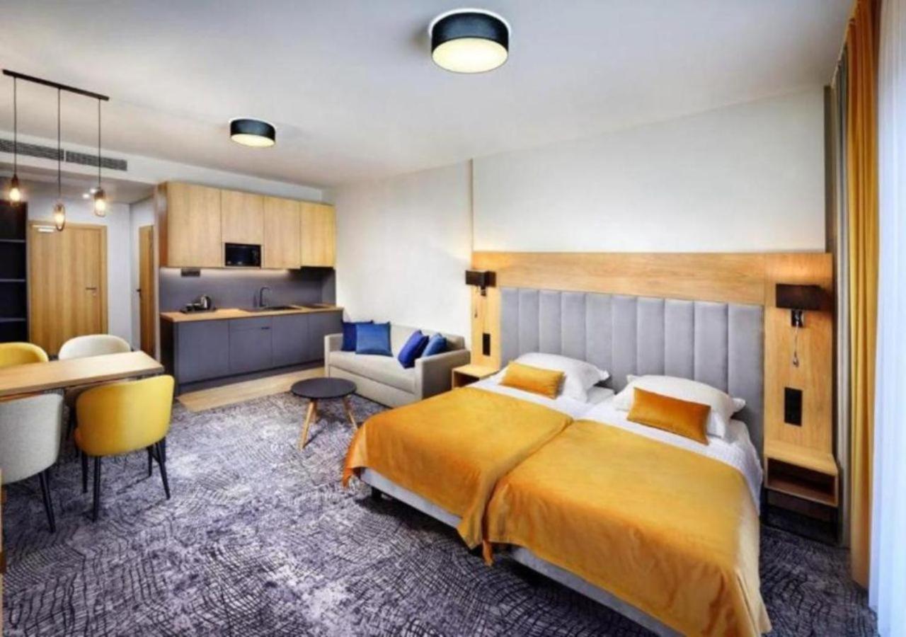 Akvamarin Hotel 4*
