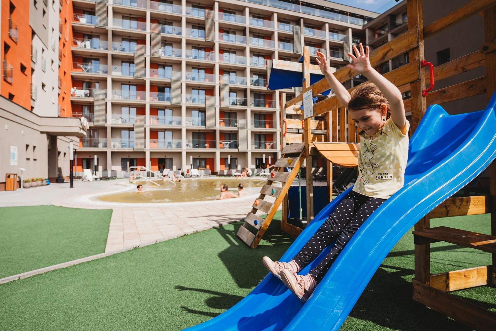 Akvamarin Hotel Besenova